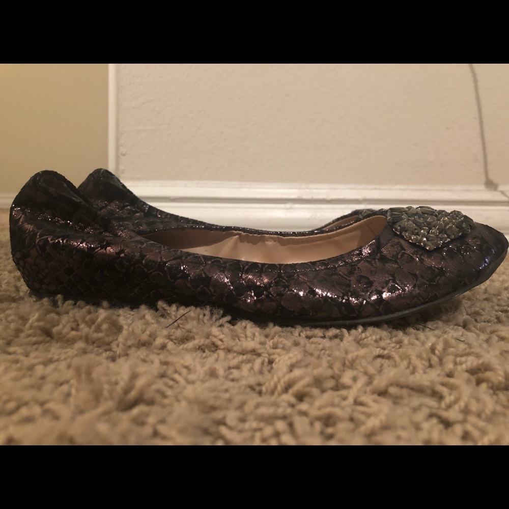 Arturo Chiang Metallic Black Snakeskin Embossed Ballet Flats with Crystal Accent